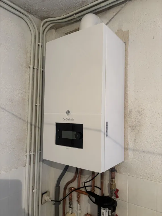 Installation d’une chaudière gaz à condensation à Treillières., Treillières, Dépannage 2000